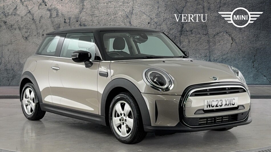 MINI Hatchback 1.5 Cooper Classic 3dr Auto [Comfort/Nav Pack] Petrol Hatchback